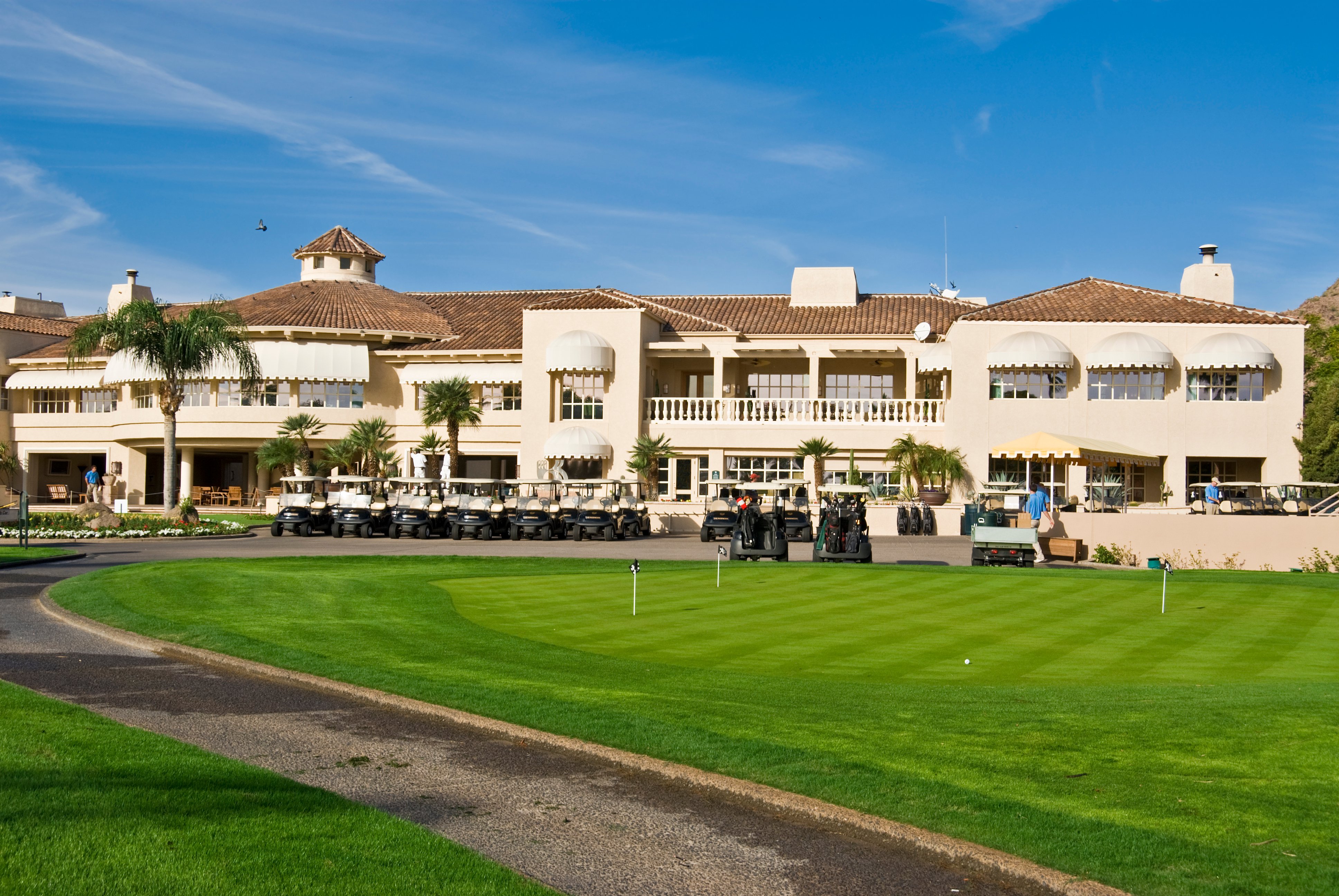 GettyImages-172424739-Golf Club House