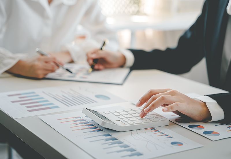 consulting-with-graphs