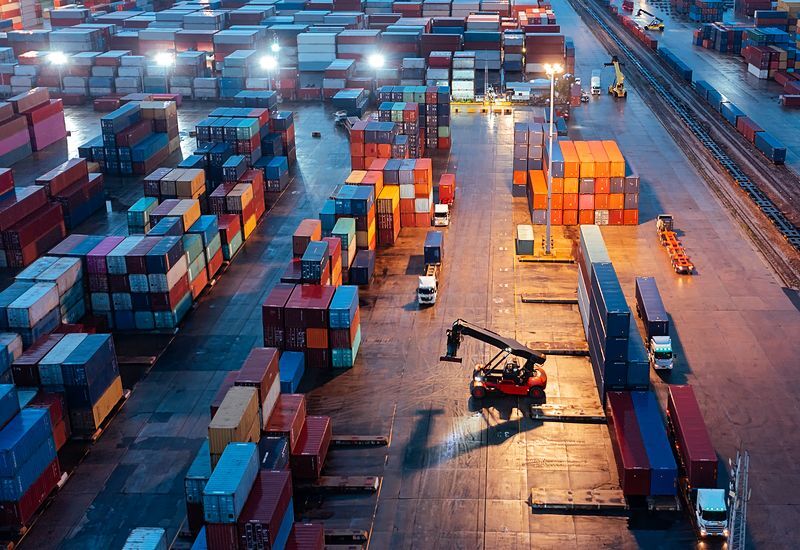 container-warehouse-for-business-logistics-import-export-shipping-or-freight-transportation-800x550