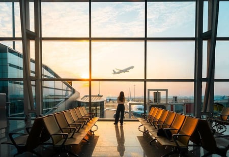 empty-airport-800x550