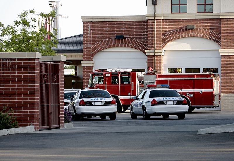 getty-images-172227990-police-fire-800x550