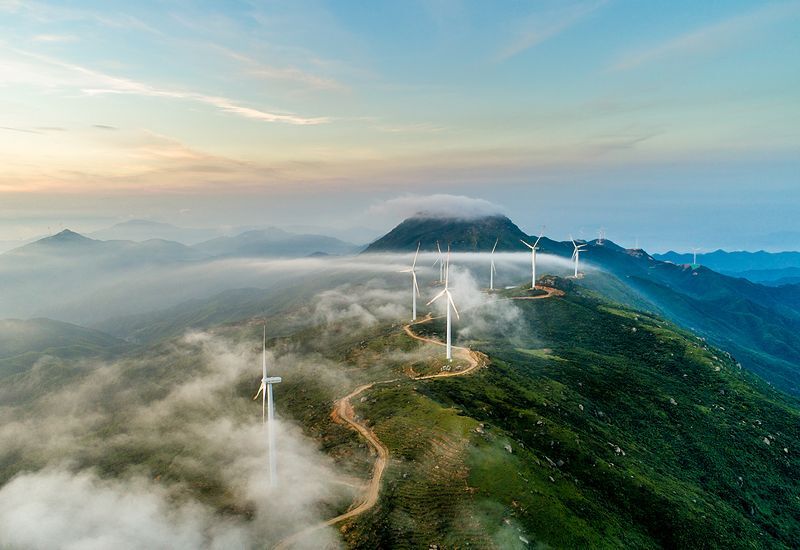 wind-power-gneration-on-hills-800x550